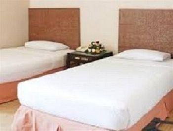 Holiday Hotel Phnom Penh Eksteriør billede