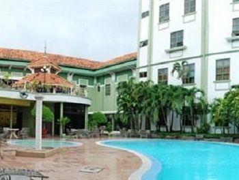 Holiday Hotel Phnom Penh Eksteriør billede