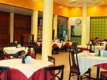 Holiday Hotel Phnom Penh Eksteriør billede