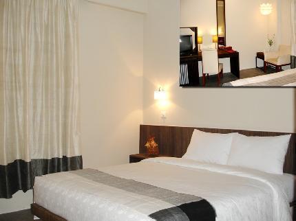 Holiday Hotel Phnom Penh Eksteriør billede